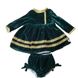 Calluna Twas The Night Dark Green Velvet Dress